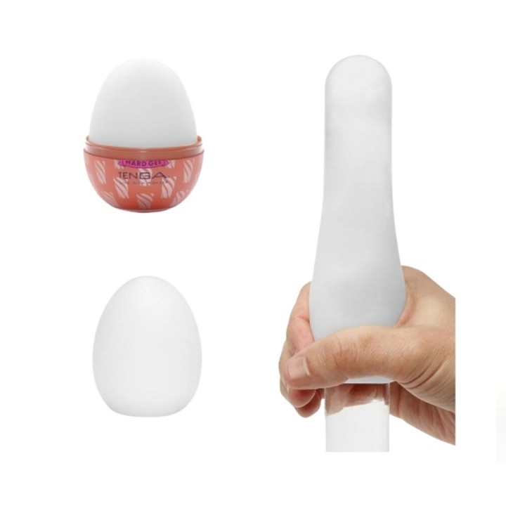 Uso del huevo Tenga Cone Strong con textura intensa.