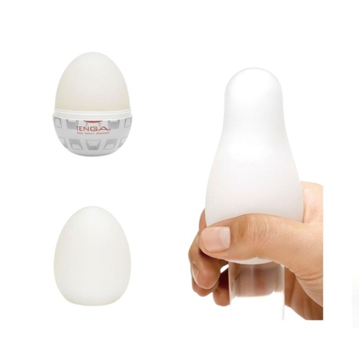 Tenga Egg Wind – Masturbador compacto en uso