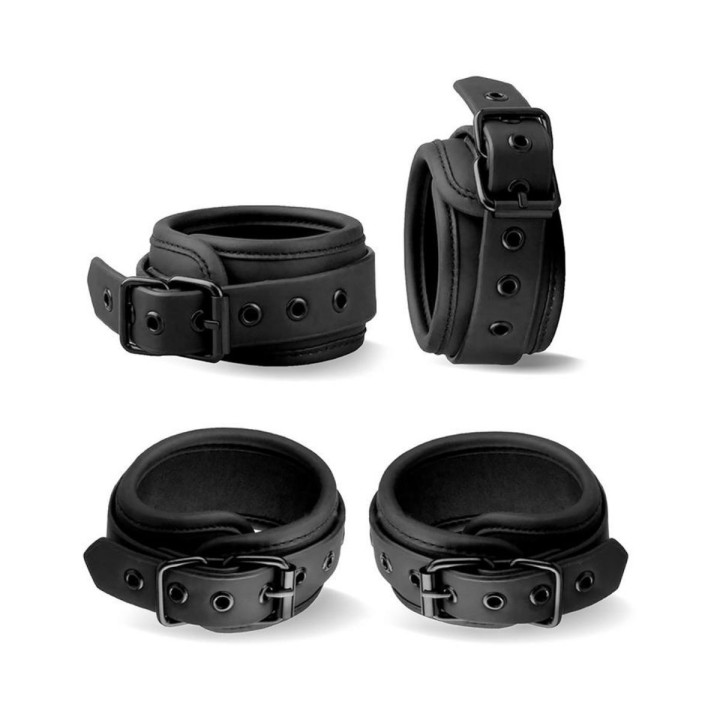 Ejemplo de uso y disposición de las esposas en muñecas y tobillos.