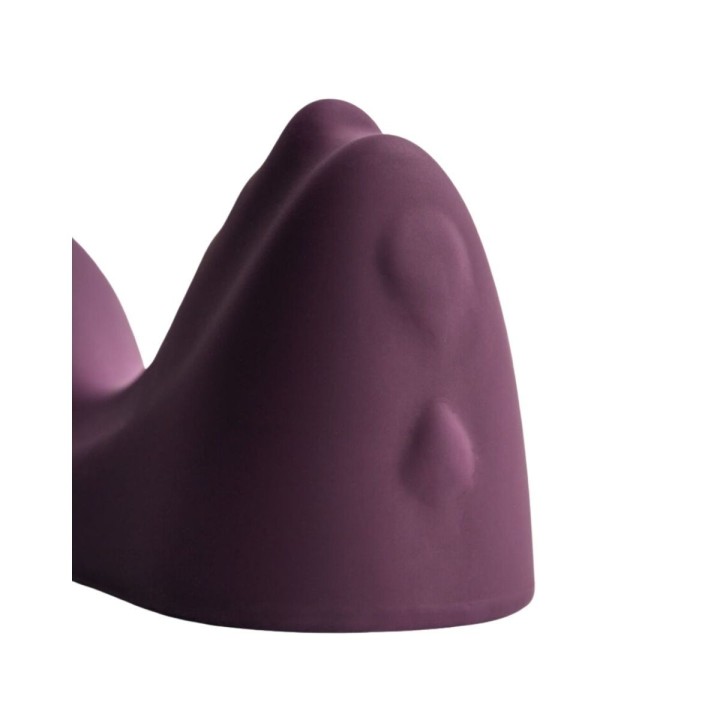 En la parte posterior se encuentran los botones de encendido y más