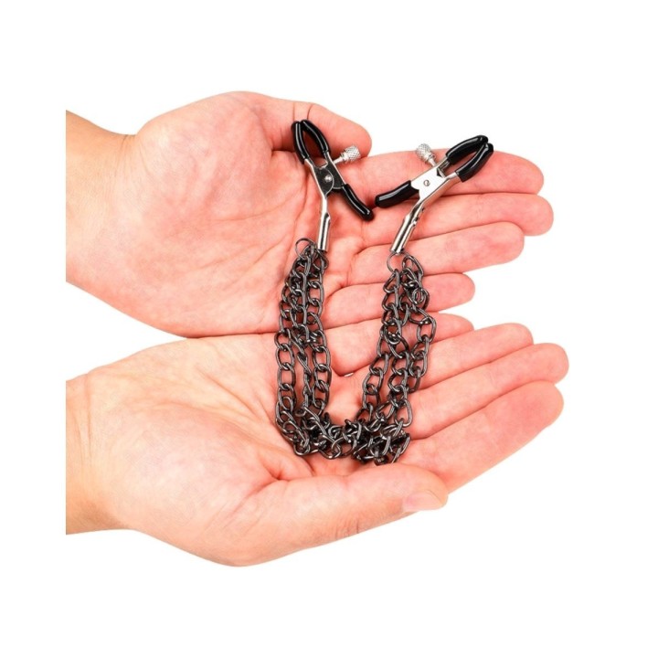 Pinza de pezones con cadena en color negro