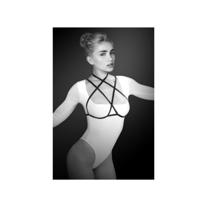 Imagen del Arnés Lola diferente y elegante, con o sin ropa, es excitante