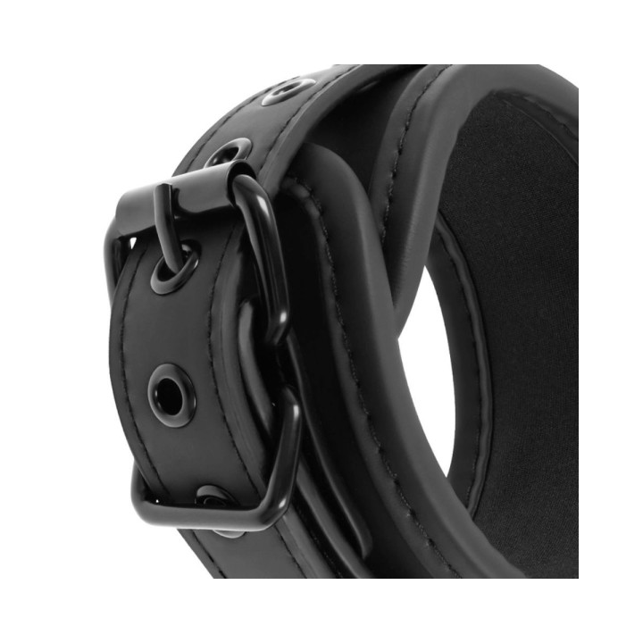 Detalle del cierre de las esposas gradual y cintillo paraa diferentes medidas.