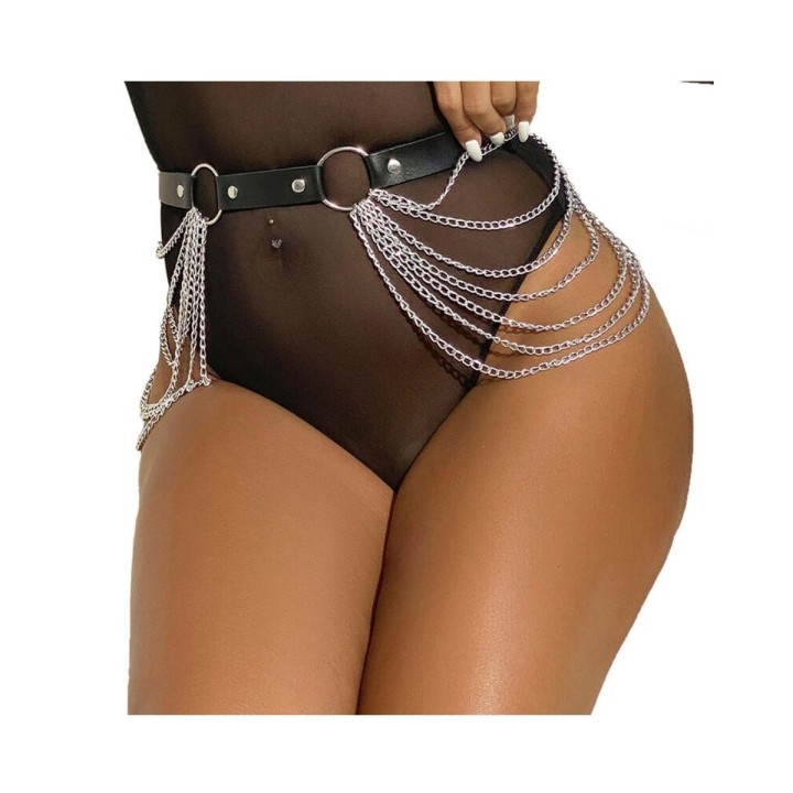 Vista del Cinturón de cuero negro con cadenas realzando caderas y atractivo, ideal para lucir en la intimidad o en tu día a día