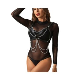 Modelo con el Sujetador con cadenas de Subblime