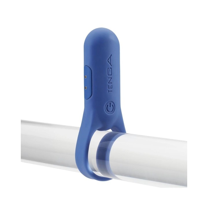 Modo de uso del anillo PaiRing de Tenga, con su punta redondeada para el placer de la pareja