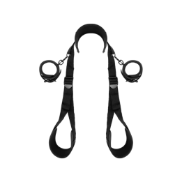 POSICIÓN PIERNAS ABIERTAS CON ESPOSAS