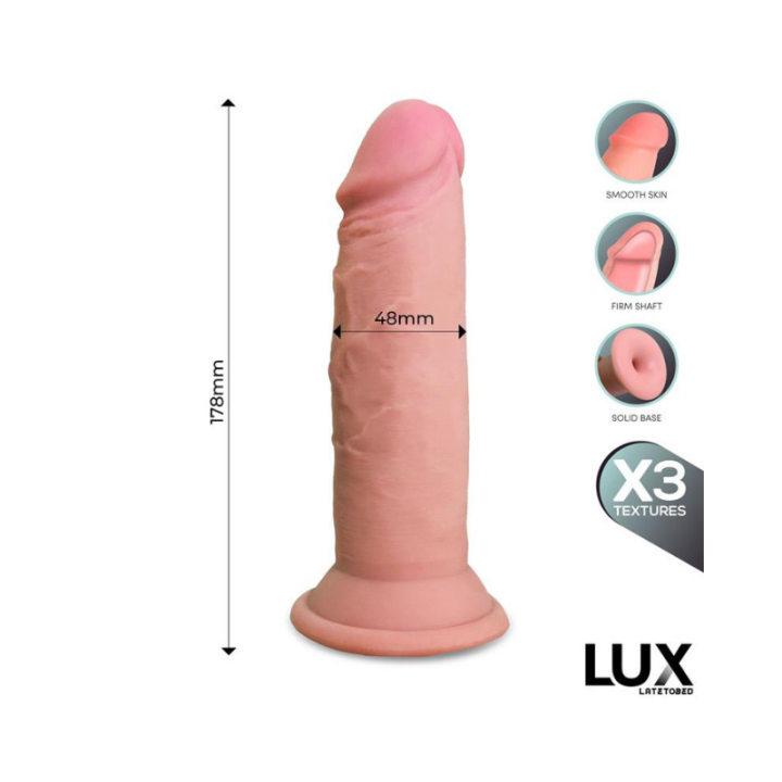LUX Wolf Dildo Triple Densidad 7"